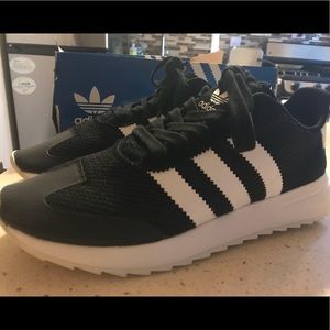 Women’s Size S | Adidas Flashback B&W Shoes